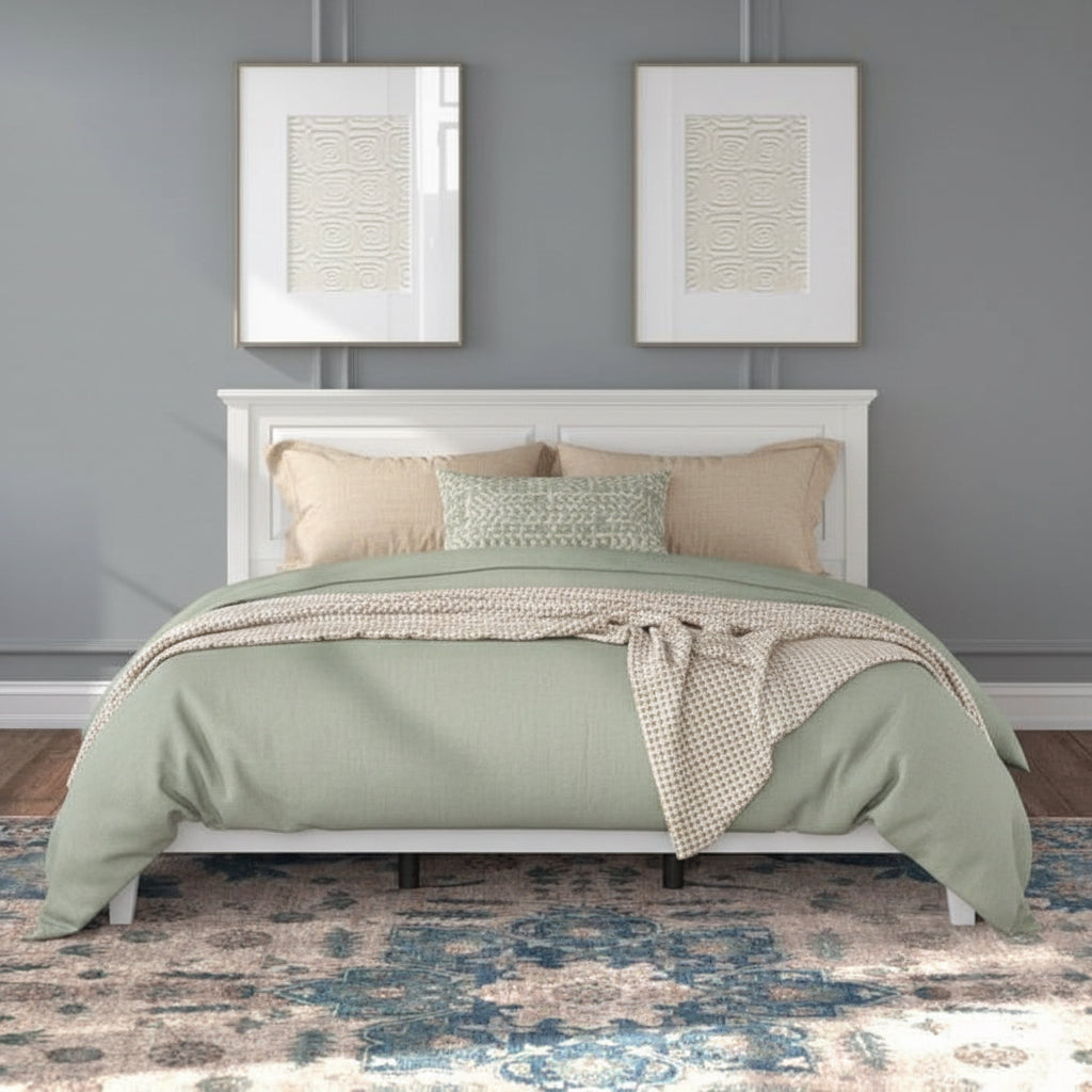King Traditional Solid Oak Wooden Platform Bed Frame with Headboard in White