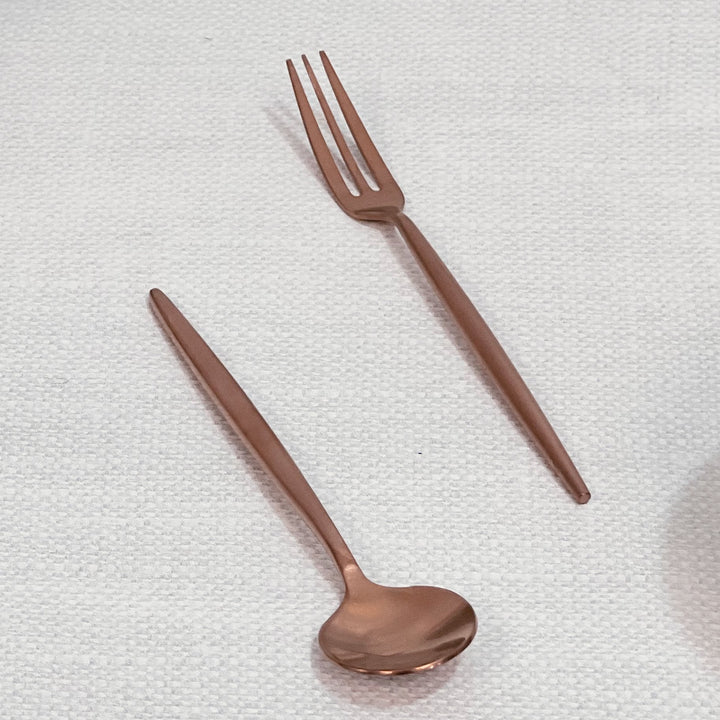 Annie Rose Gold Dessert Flatware (Set of 8)
