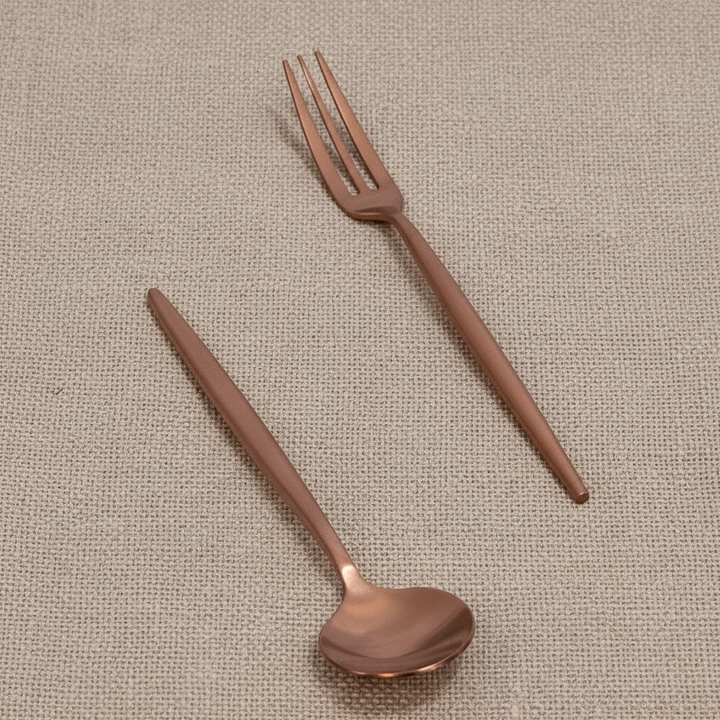 Annie Rose Gold Dessert Flatware (Set of 8)