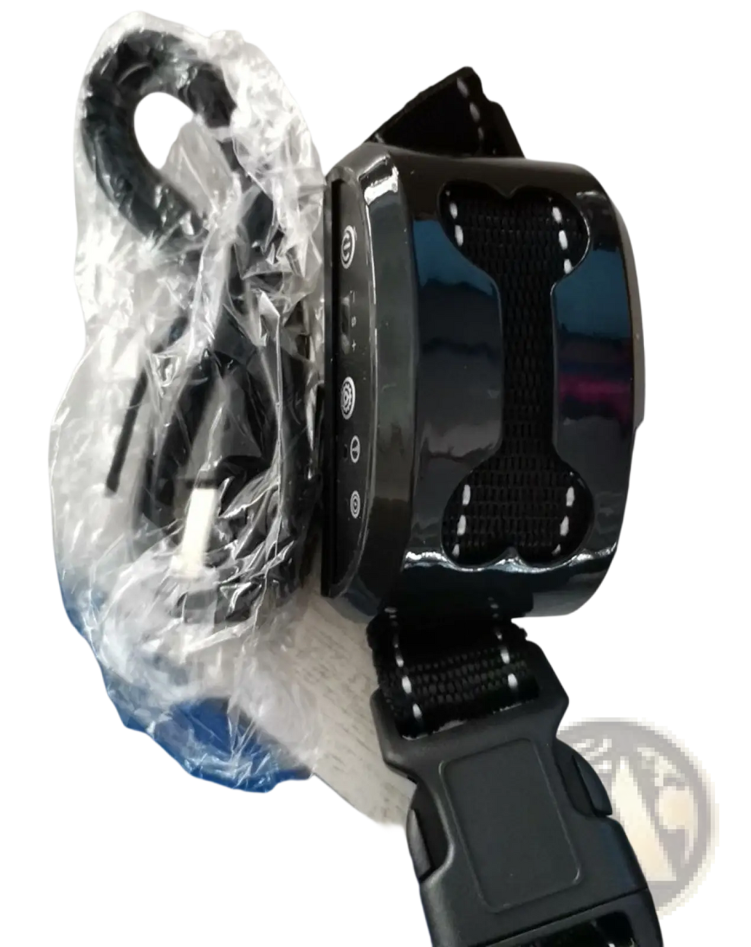 Automatic dog training collar device, black with strap and control buttons