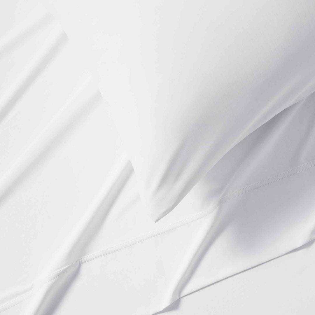 White fitted sheet seam and stitching detail