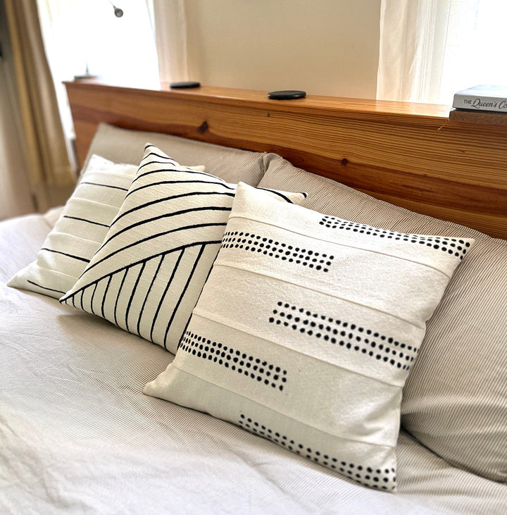Boho Dots White Sadza Pillow