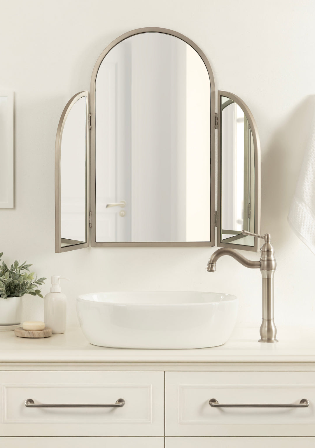 Amoli Tri-Fold Arch Metal Mirror