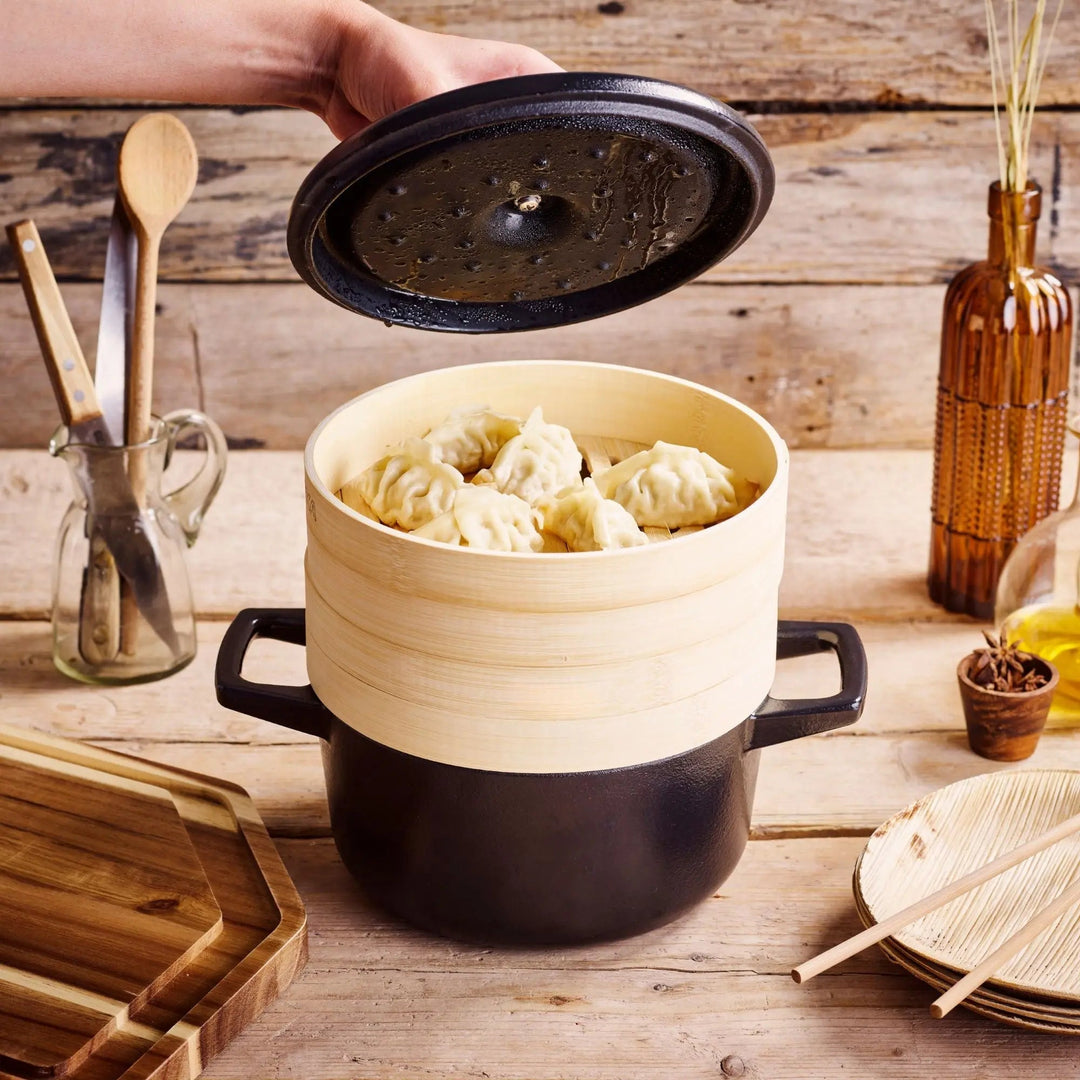 Dutch Oven with Steamer Inserts, 2.5-Qt
