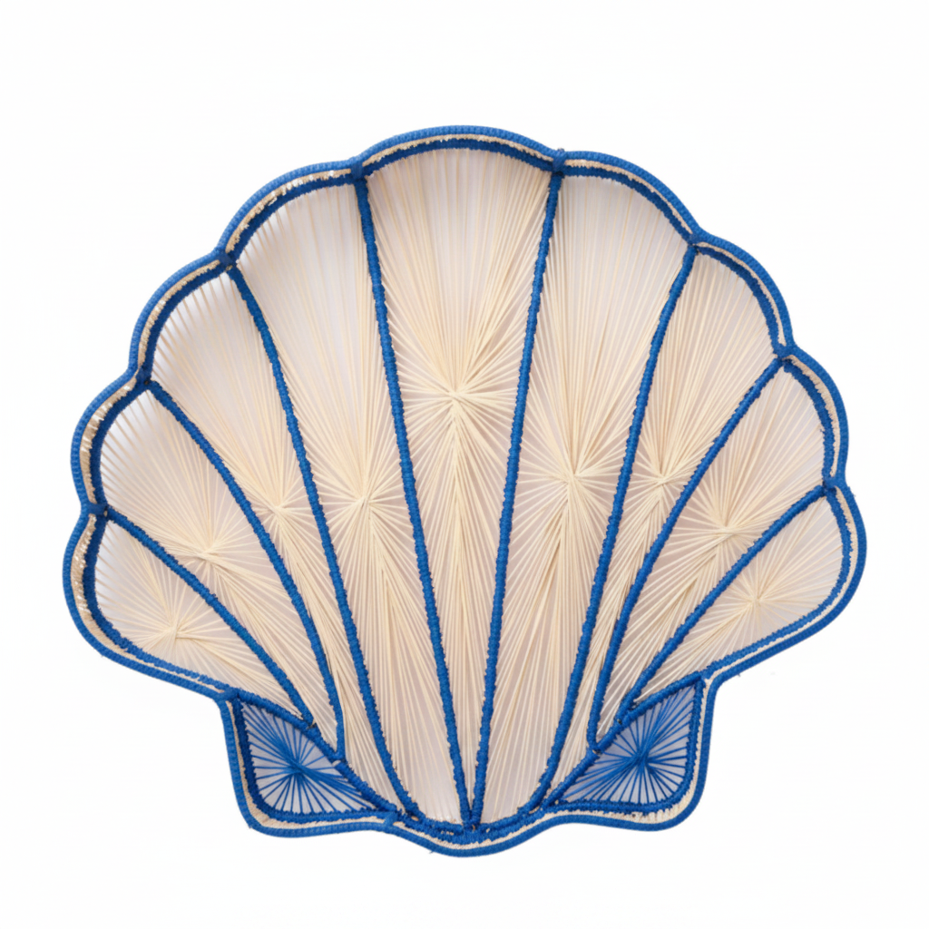 Shell Charm Handwoven Iraca Decorative Tray