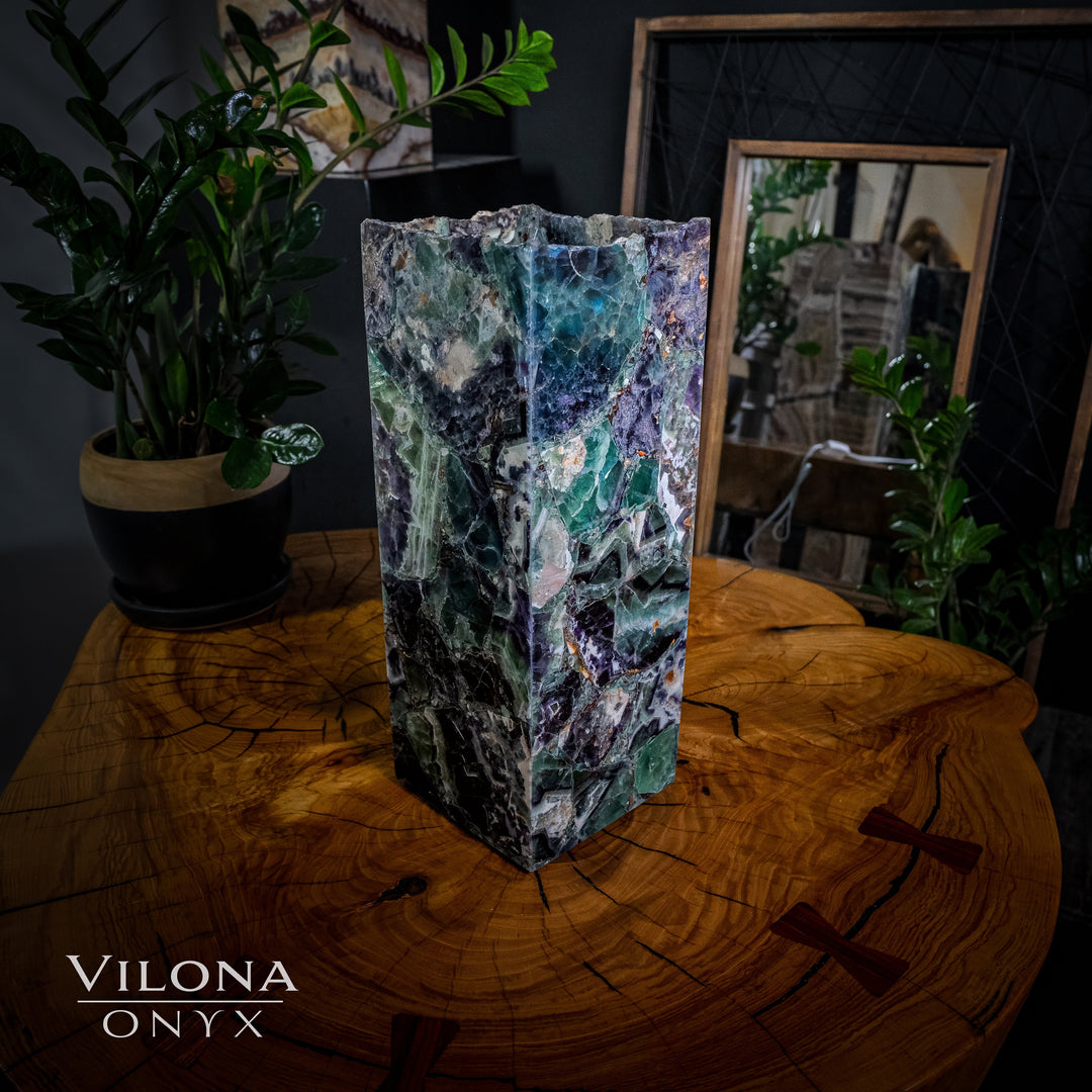 Small fluorite table lamp with teal-blue and purple faceted prism shade