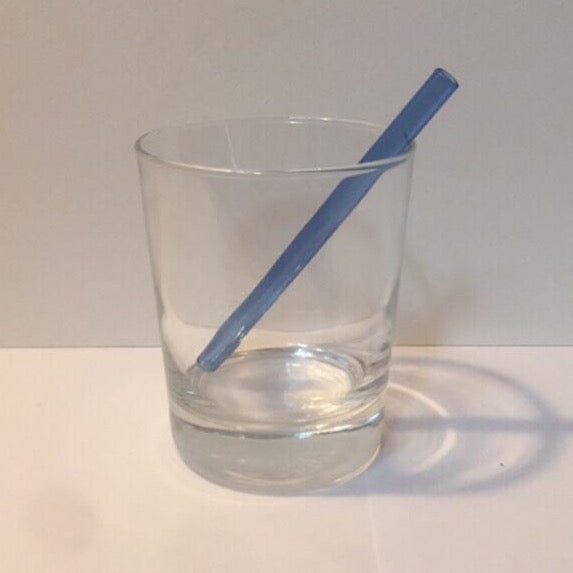 5-inch petite straw, blue glass-style finish, angled in clear cup