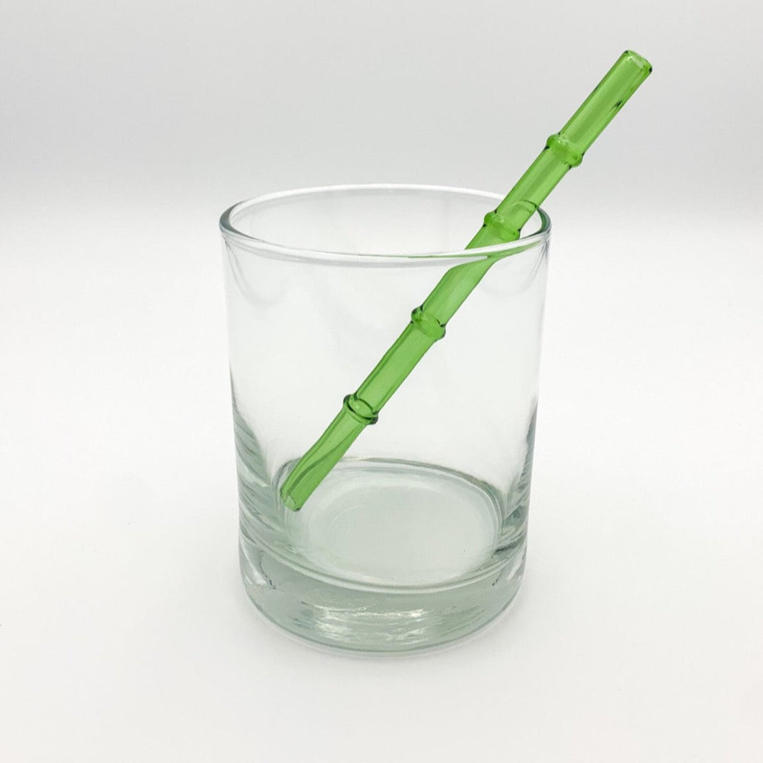 Bamboo-style drinking straw in lime green, ribbed segmented design