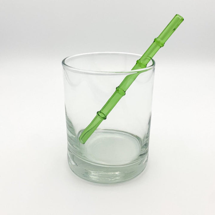 Bamboo-style drinking straw in lime green, ribbed segmented design