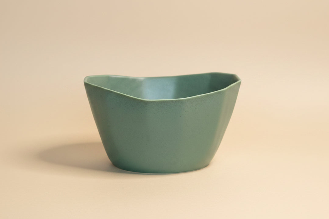 Medium Porcelain Nesting Bowl