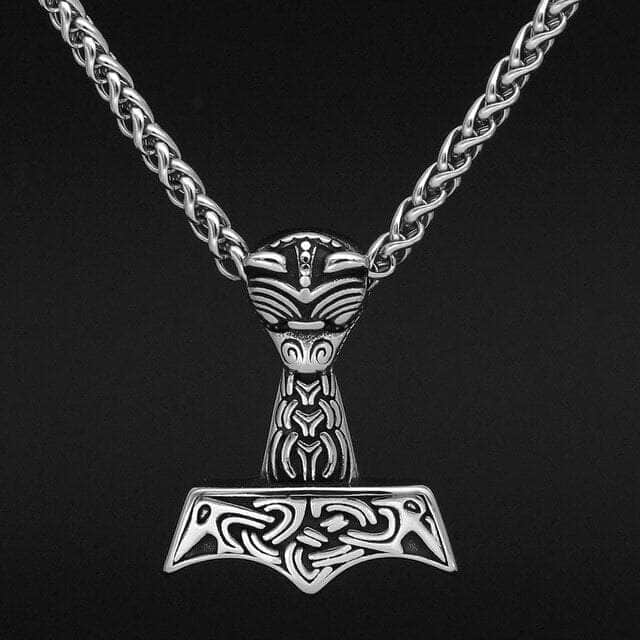 Stainless steel Thor’s hammer pendant necklace with chain links and carved knotwork