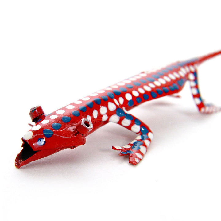 Tiny Tin Lizard