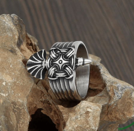 Stainless steel raven head ring with engraved feather details and braided band