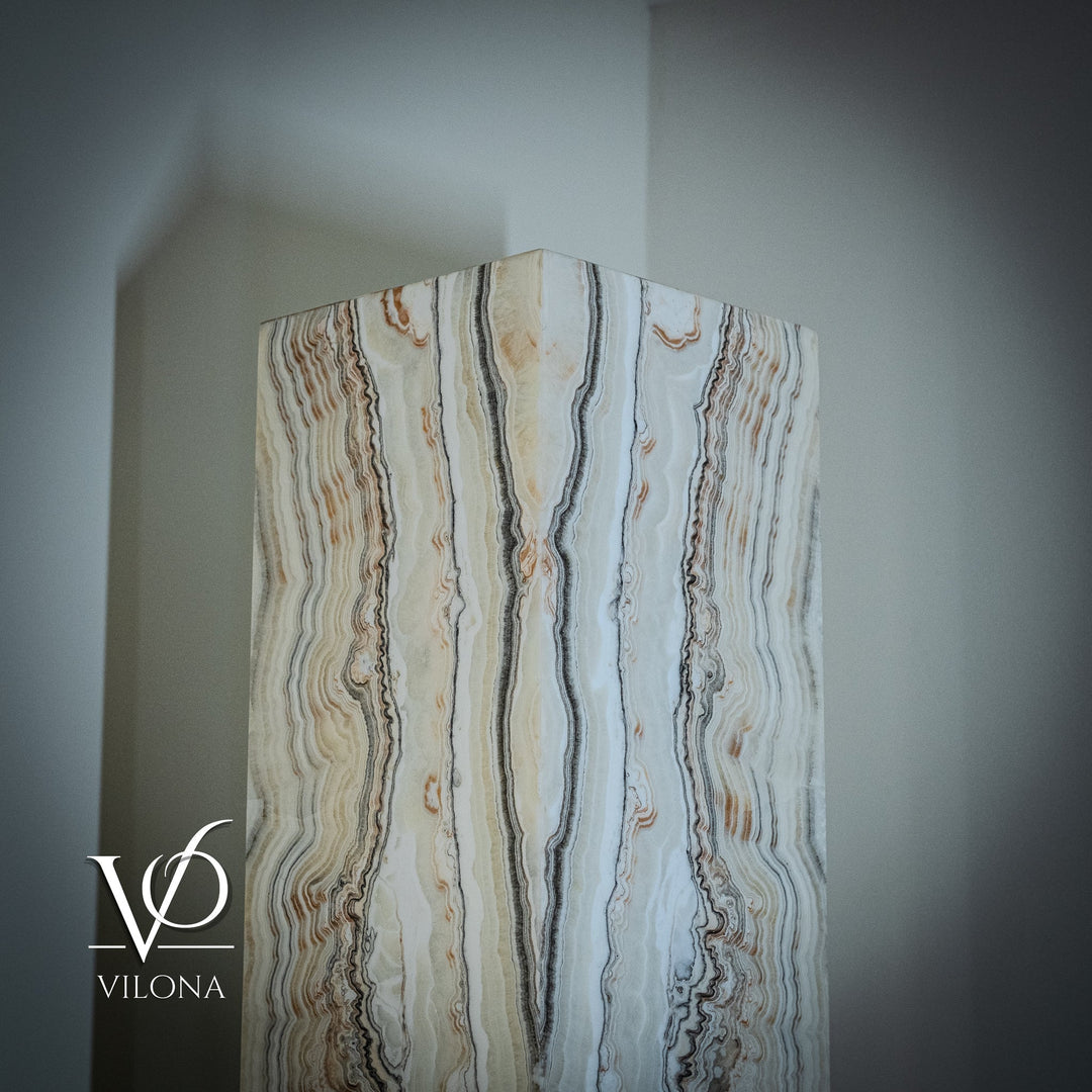 Onyx floor lamp shade with vertical veining in cream and dark blue tones