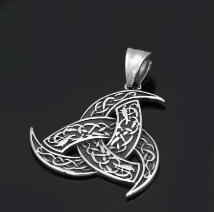 Stainless steel horn-shaped pendant with rune knotwork, round bail