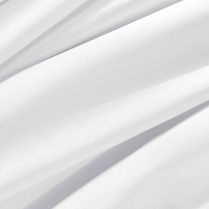 White cooling sheet fabric with smooth drape and edge finish