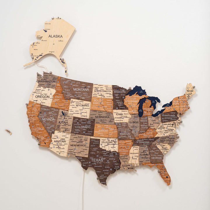 Wooden 3D LED USA wall map with multicolor states and warm glow border lights
